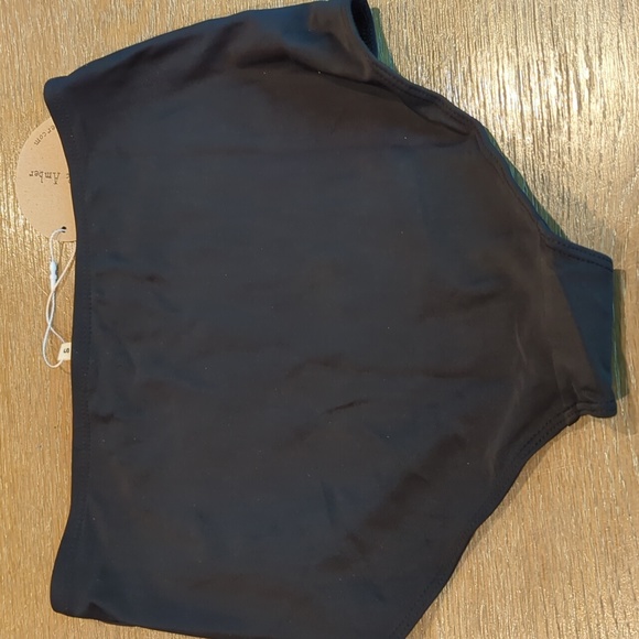 Basic Black Bikini - Picture 7 of 8